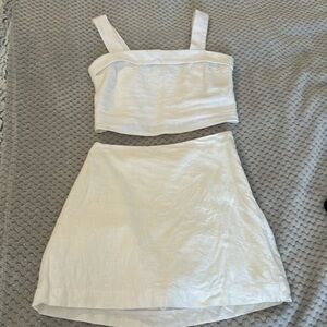 Abercrombie linen white tank and mini skirt set